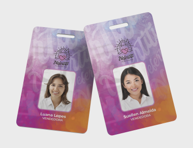 Crachá com Dados Variáveis em PVC 0,76mm Cristal Frente e Verso 8,5x5,4 cm - 4x0 - 1 unid